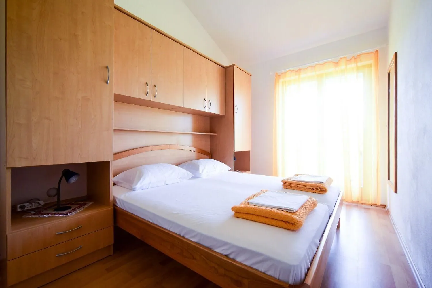 Apartments Zlatko - 100M From Sea Donje Selo 0*,  크로아티아